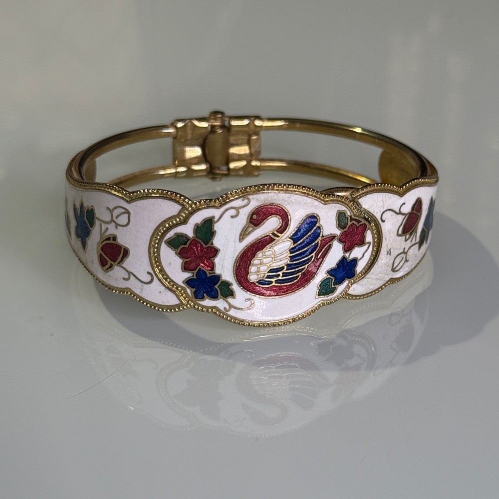 Gold tone Enamel Swan Bracelet